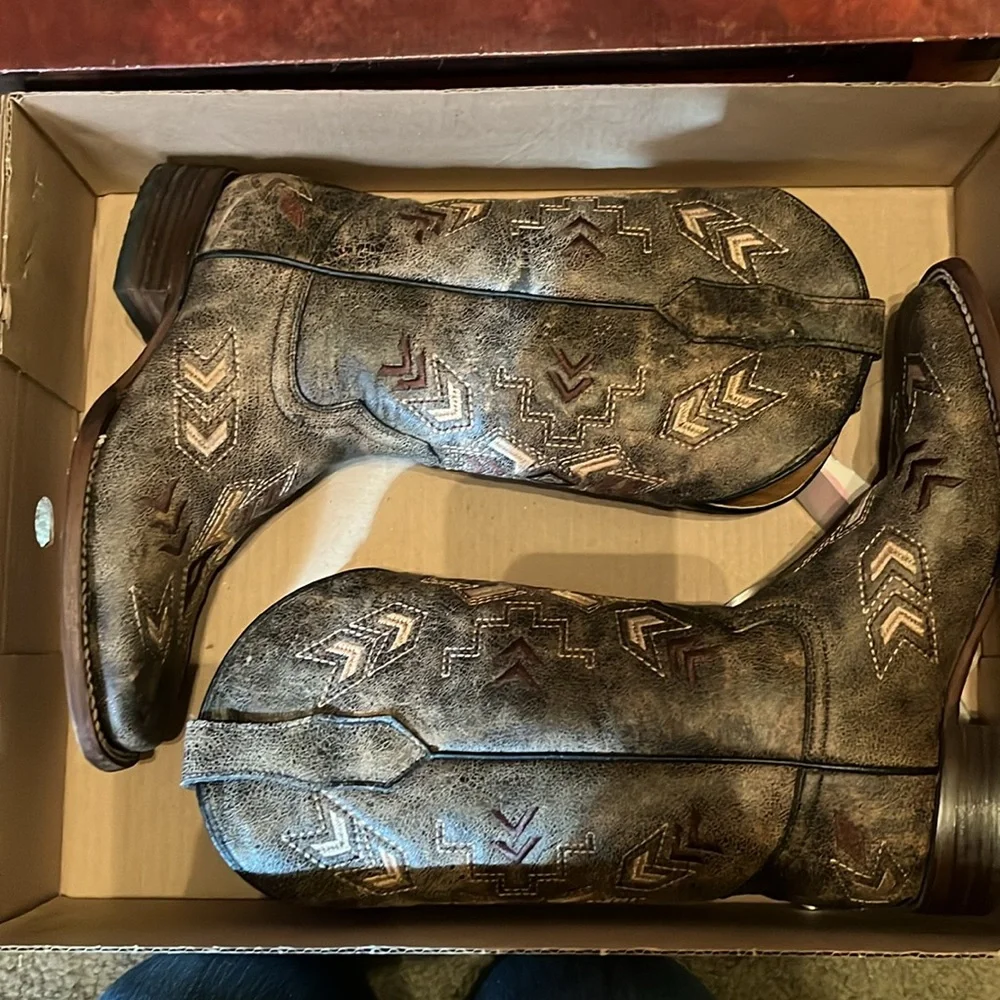 Circle G Boots - Picture 3 of 6